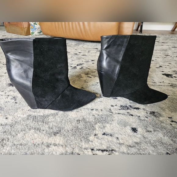 Sz 38 or sz 7.5 LEATHER Wedge Ankle Boot - Picture 7 of 10